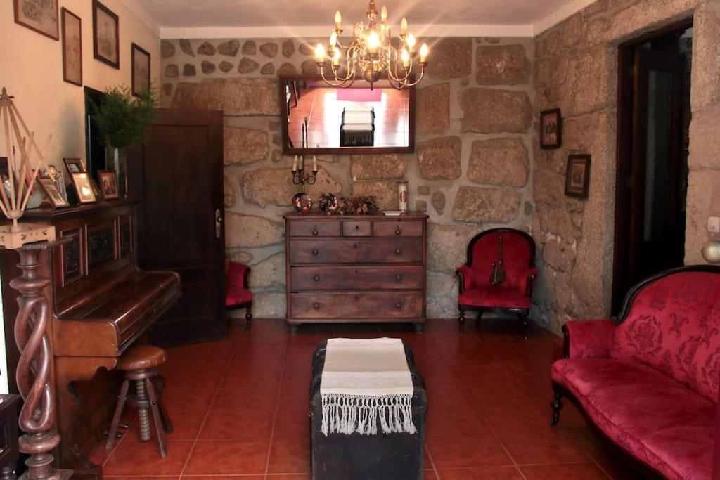 הוילה לוסאדה Casa De Marlaes מראה חיצוני תמונה